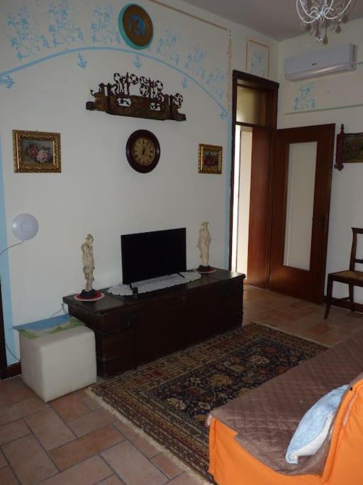 Appartamento Palazzo Del Provveditore Vista Lago Десенцано дел Гарда Екстериор снимка